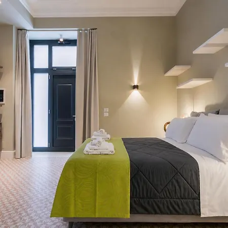 Opera Prima 3* Bari